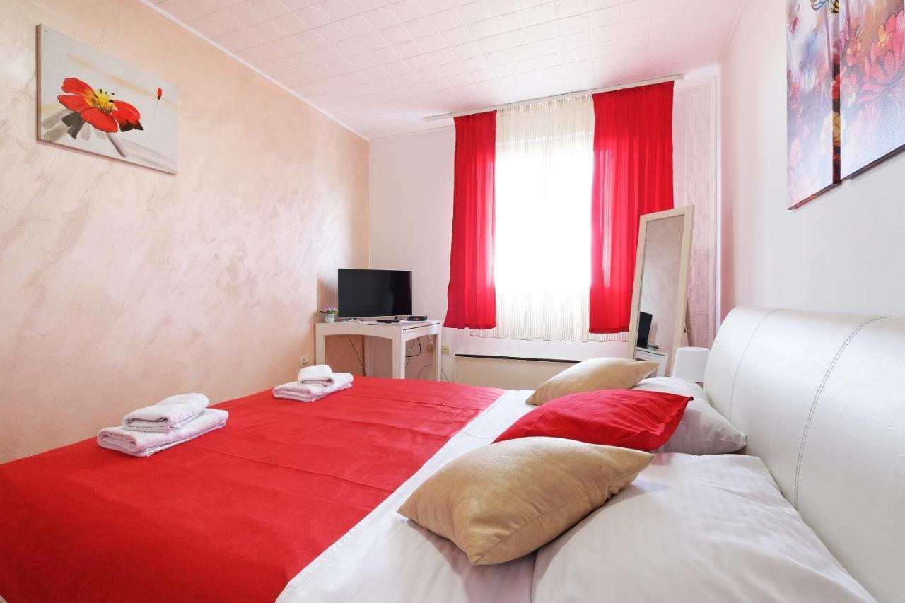 Apartment Paradise Fantasy Belgrád Kültér fotó